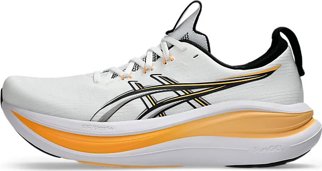 ASICS GEL-NIMBUS 28 in White / Cream